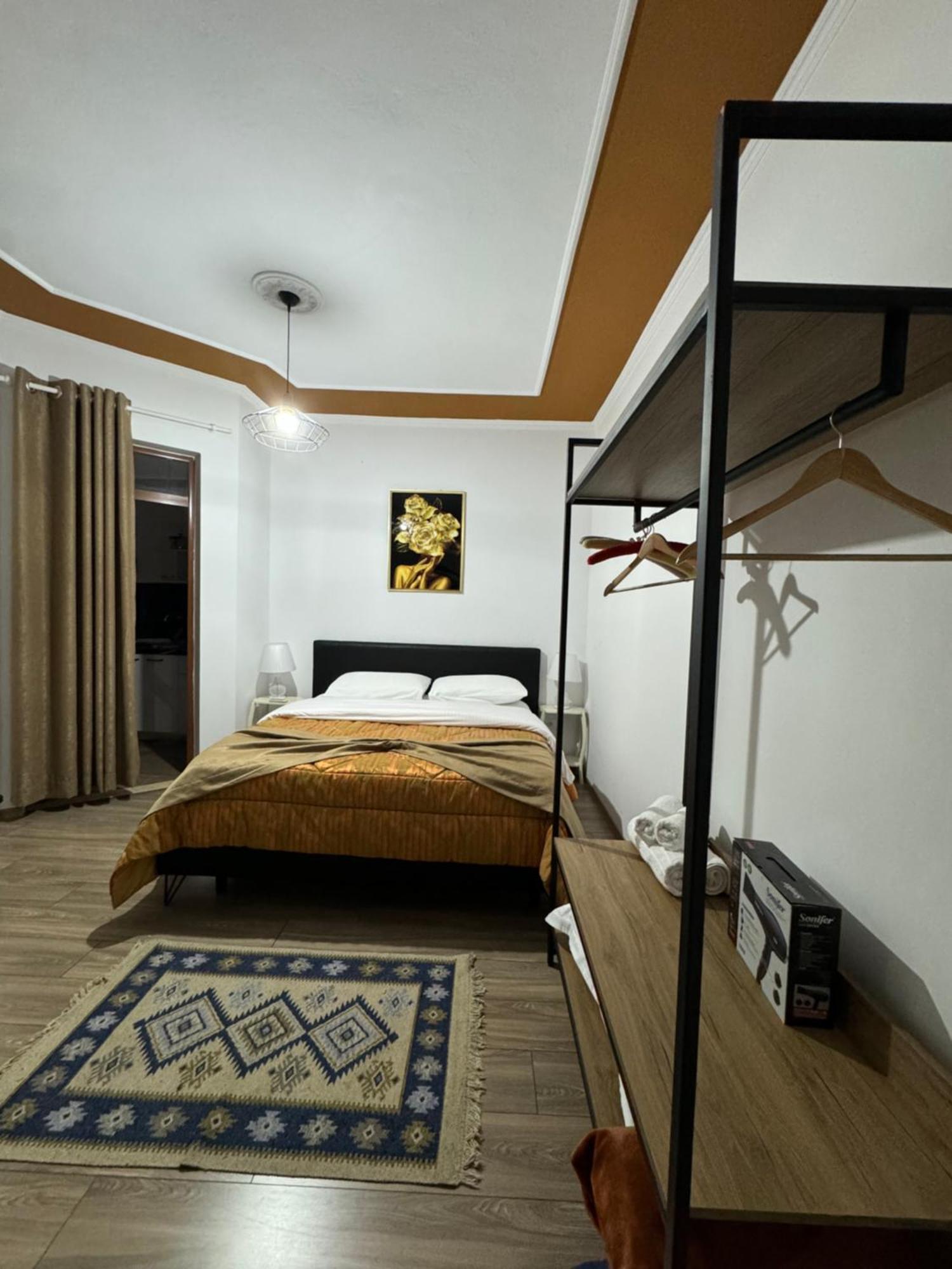 Apartament Square 21 *